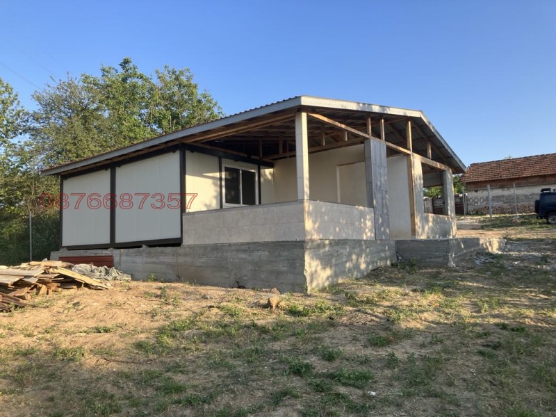 Продава КЪЩА, гр. Силистра, Мджиди Табия, снимка 2 - Къщи - 52782888