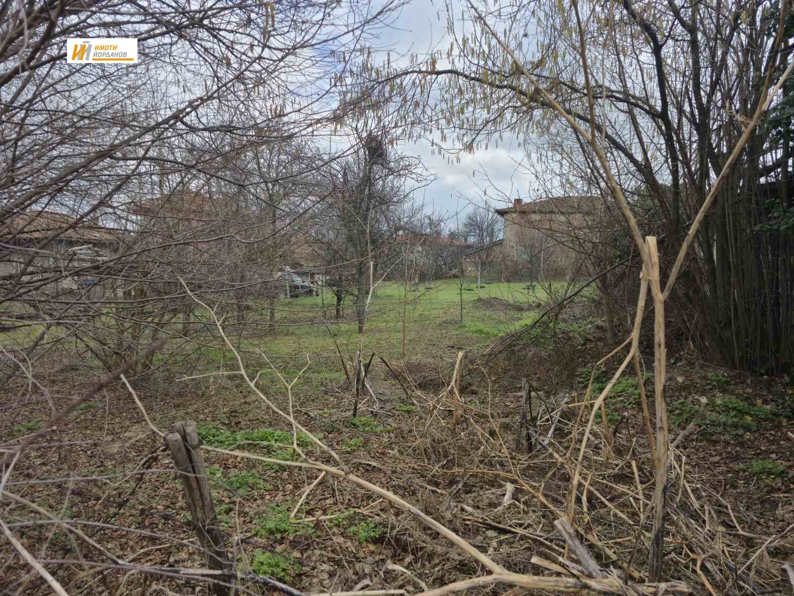 Продава ПАРЦЕЛ, гр. Лясковец, област Велико Търново, снимка 2 - Парцели - 53632020