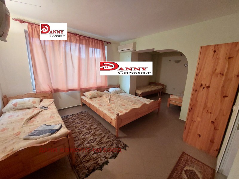 Продава ХОТЕЛ в област Велико Търново, гр. Елена - 454 кв.м / 184 000 € » 359 872.72 лв., ДАНИ КОНСУЛТ-НИ ЕООД