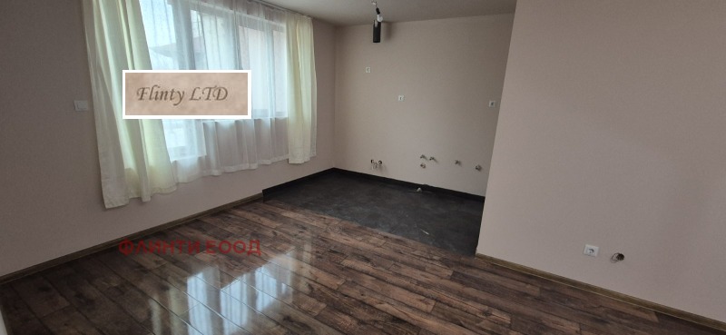 Продава 2-СТАЕН, гр. Велико Търново, Бузлуджа