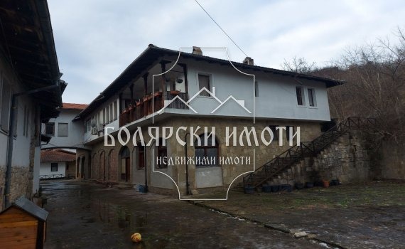 Продава  Многостаен град Велико Търново , Асенов , 195 кв.м | 43228074 - изображение [6]