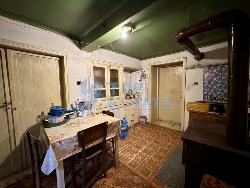 Na prodej  Dům oblast Veliko Tarnovo , Resen , 80 m2 | 47894623 - obraz [2]