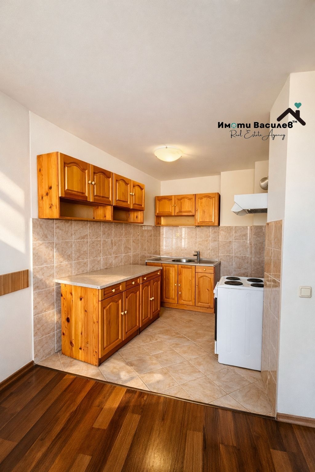 Продава 3-СТАЕН, гр. София, Люлин 6, снимка 2 - Апартаменти - 54111479