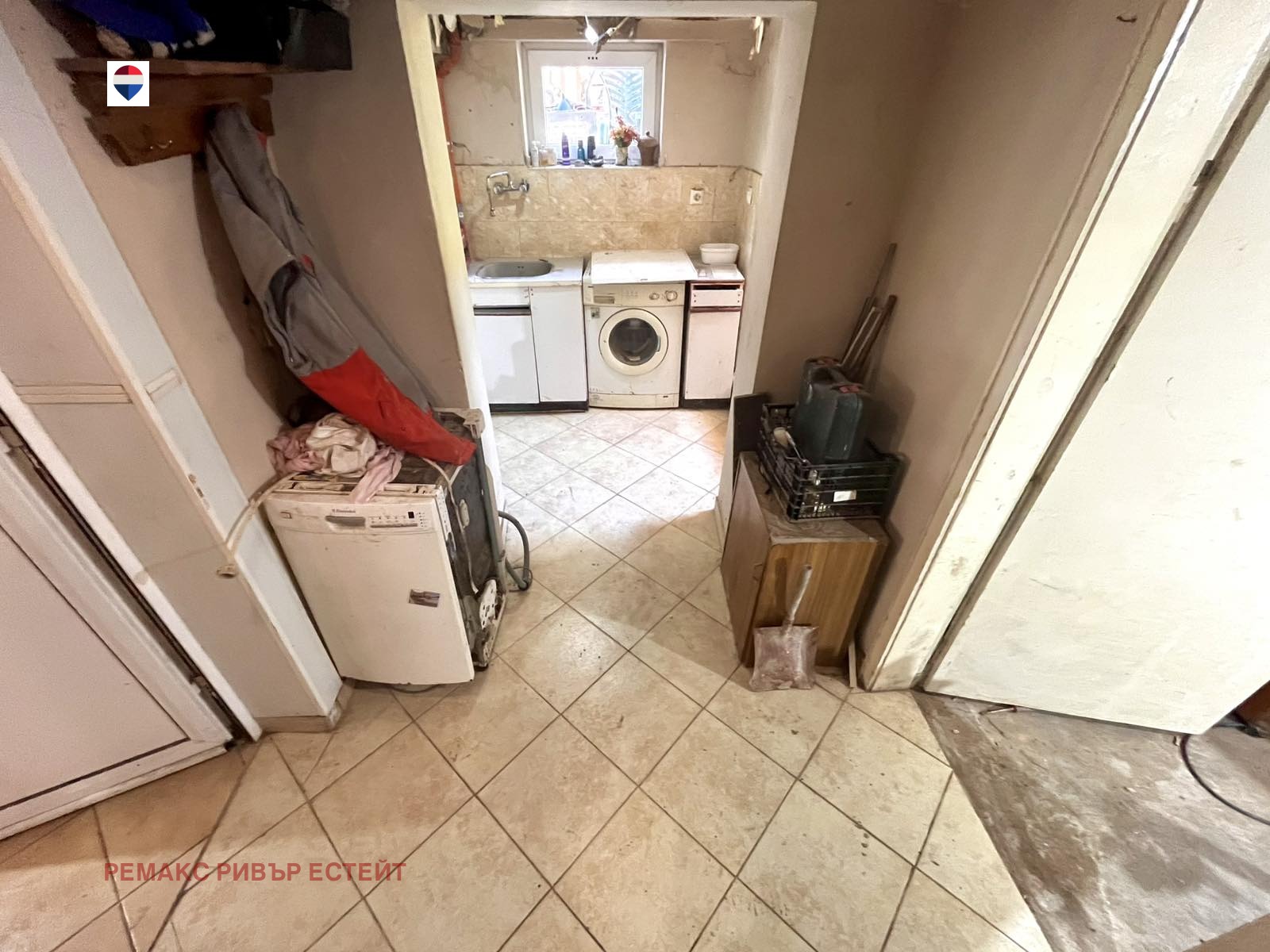 Продава КЪЩА, гр. Русе, Ялта, снимка 17 - Къщи - 54881803