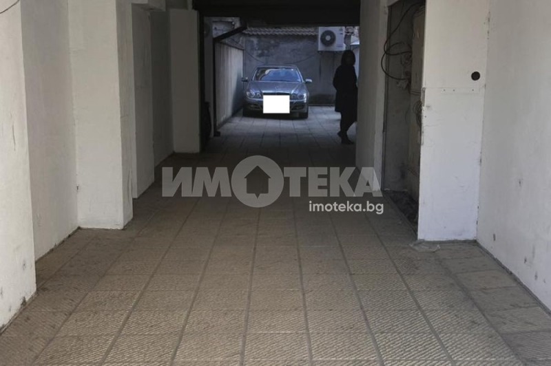 Продава ПАРКОМЯСТО в град Варна, Операта - 24 кв.м / 52 000 € » 101 703.16 лв., ИМОТЕКА