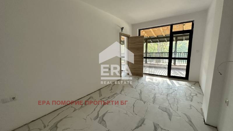 Продава 3-СТАЕН, гр. Приморско, област Бургас, снимка 8 - Апартаменти - 55116028