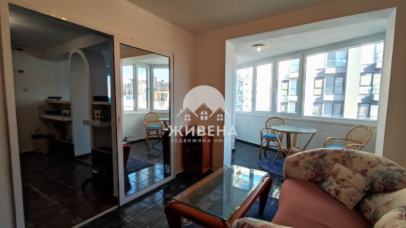 На продаж  3 кімнатна Варна , Зимно кино Тракия , 100 кв.м | 93405408