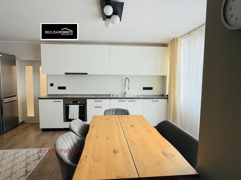 Myytävänä  3+ makuuhuone Sofia , Slatina , 107 neliömetriä | 24771600 - kuva [3]