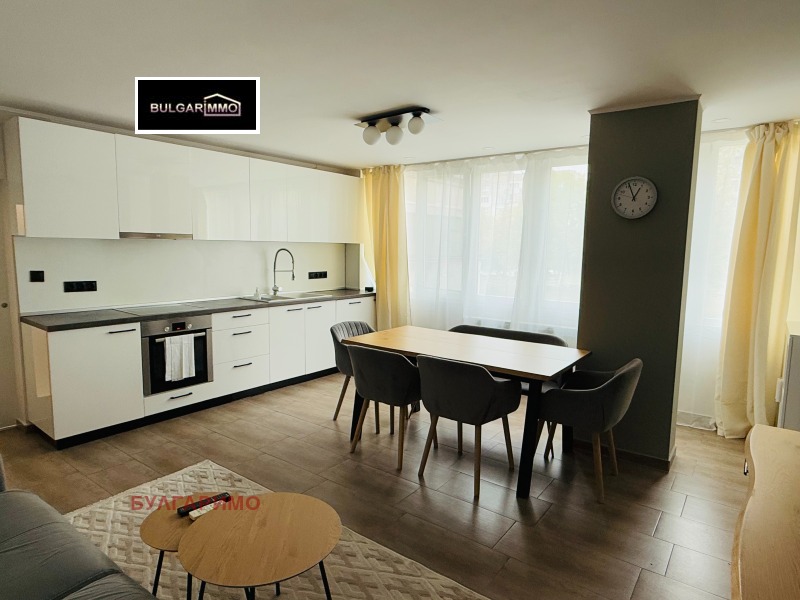 Myytävänä  3+ makuuhuone Sofia , Slatina , 107 neliömetriä | 24771600 - kuva [2]