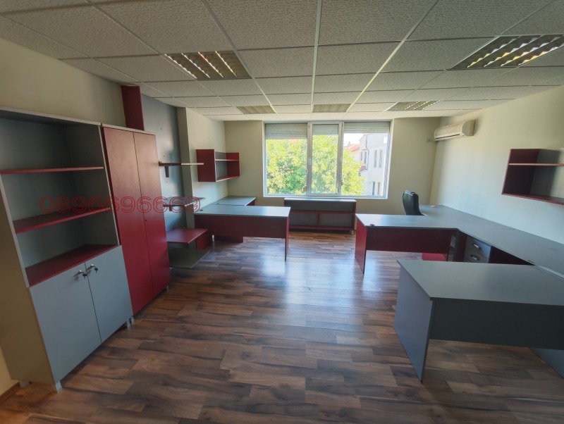 Продава ОФИС, гр. Пазарджик, Идеален център, снимка 2 - Офиси - 52782912