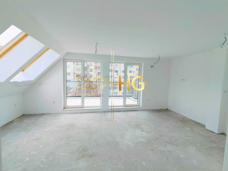 Продава МЕЗОНЕТ в град Варна, Цветен квартал - 117 кв.м / 219 000 € » 428 326.77 лв., ХОЛДИНГ ГРУП