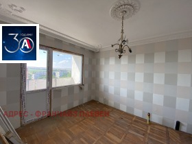 Продажба на тристайни апартаменти в град Плевен - изображение 3 