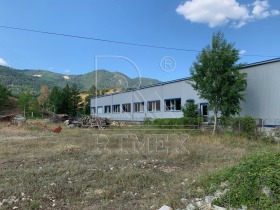 Продажба на имоти в гр. Клисура, област Пловдив - изображение 9 