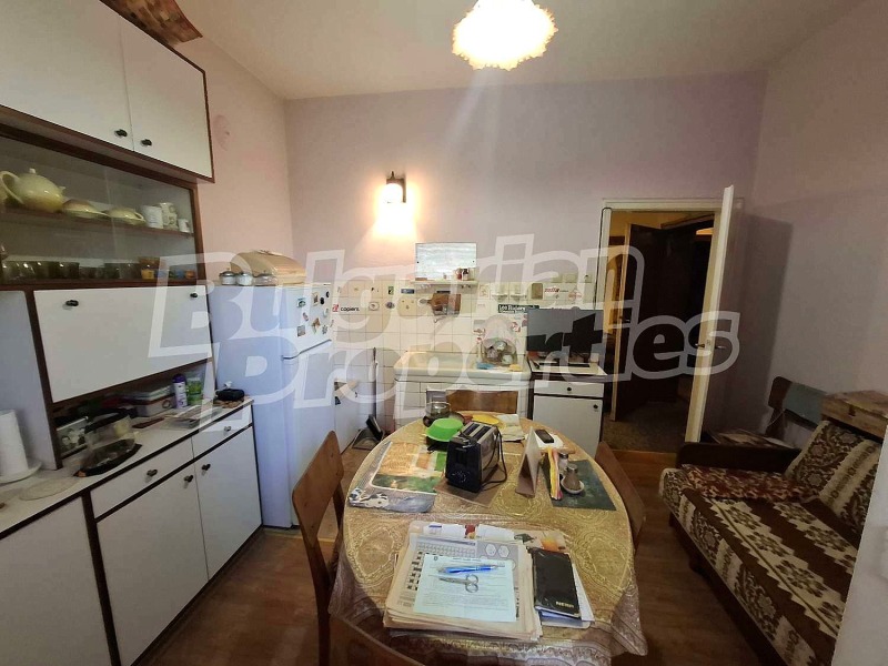 Продава 1-СТАЕН, гр. Велико Търново, Център, снимка 7 - Апартаменти - 52410338