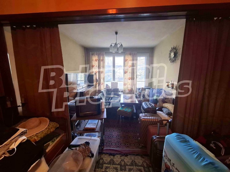 Продава 1-СТАЕН, гр. Велико Търново, Център, снимка 6 - Апартаменти - 52410338