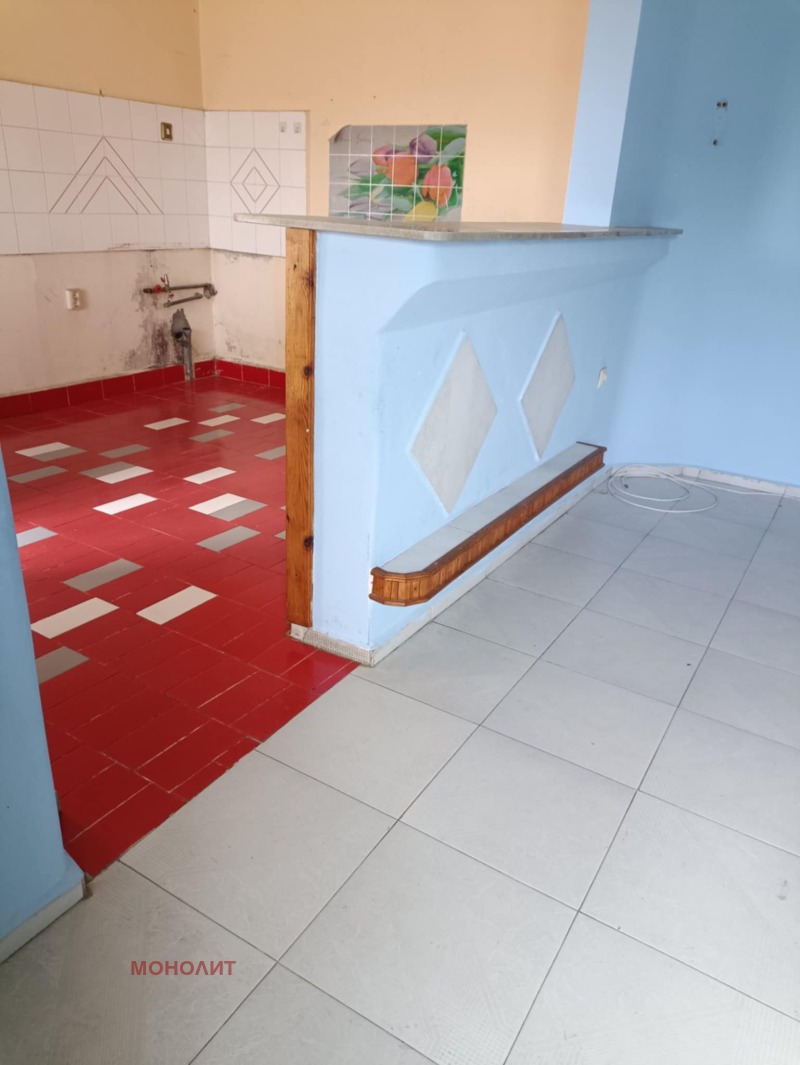 Продава  2-стаен град Габрово , Център , 73 кв.м | 63032204 - изображение [3]