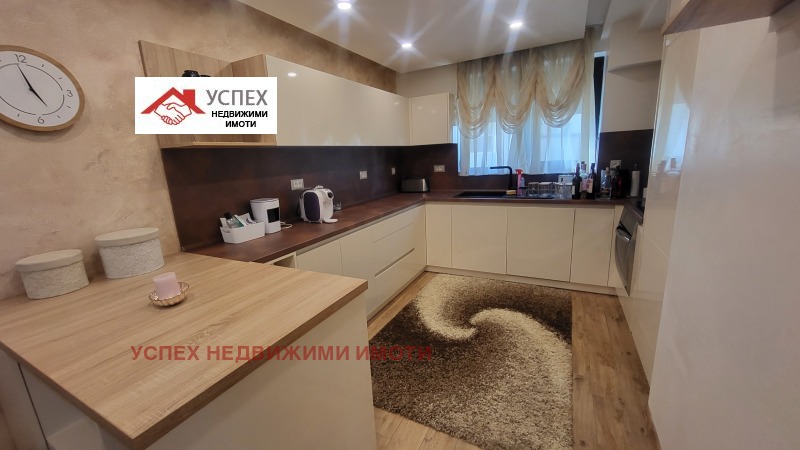 Продава КЪЩА, гр. София, Драгалевци, снимка 3 - Къщи - 52465537