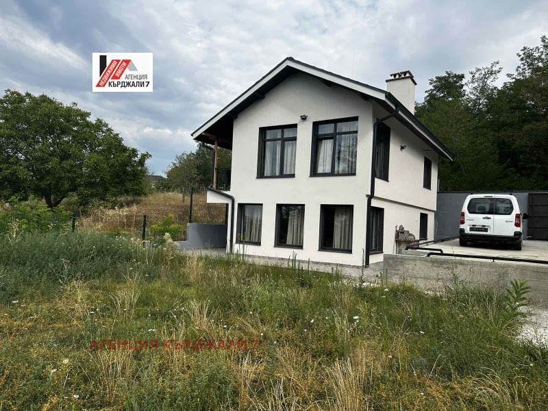 Продава КЪЩА, гр. Кърджали, Байкал, снимка 3 - Къщи - 47605900