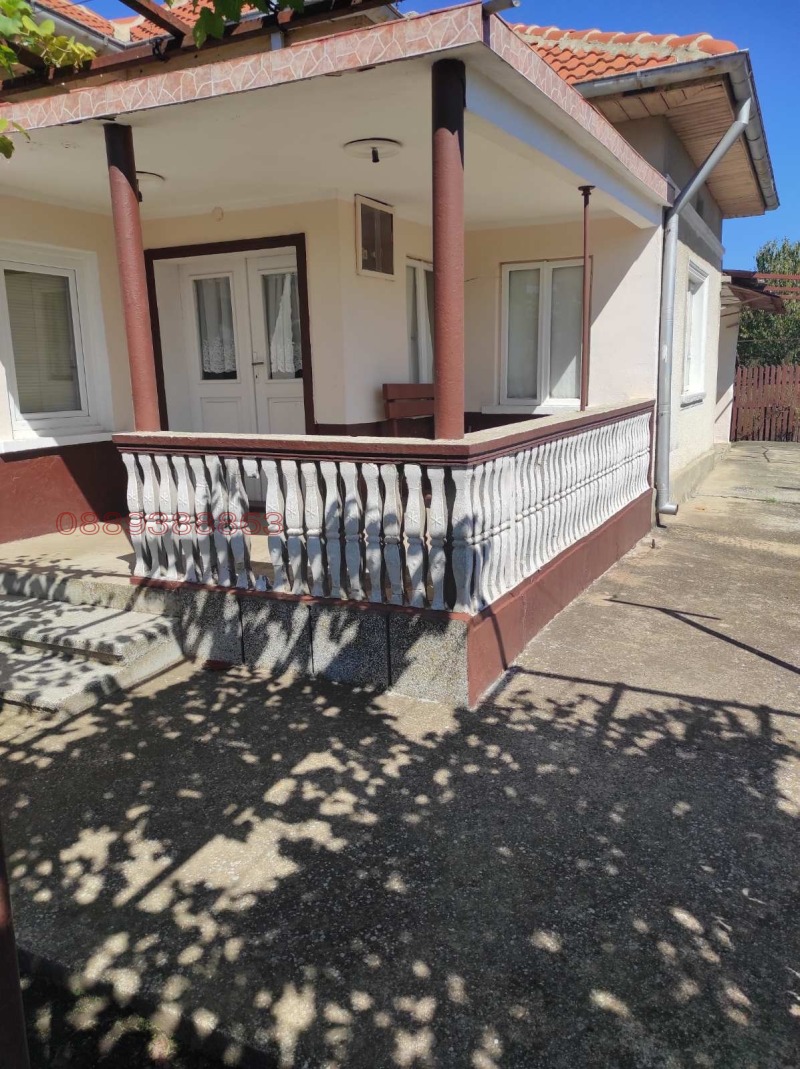 Продава КЪЩА, гр. Генерал Тошево, област Добрич, снимка 6 - Къщи - 52780475