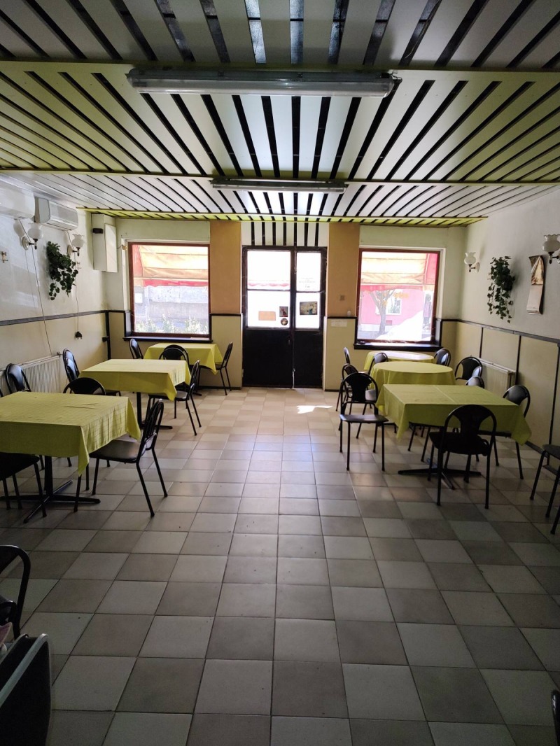 Продава ЗАВЕДЕНИЕ, гр. Две могили, област Русе, снимка 3 - Заведения - 52780969