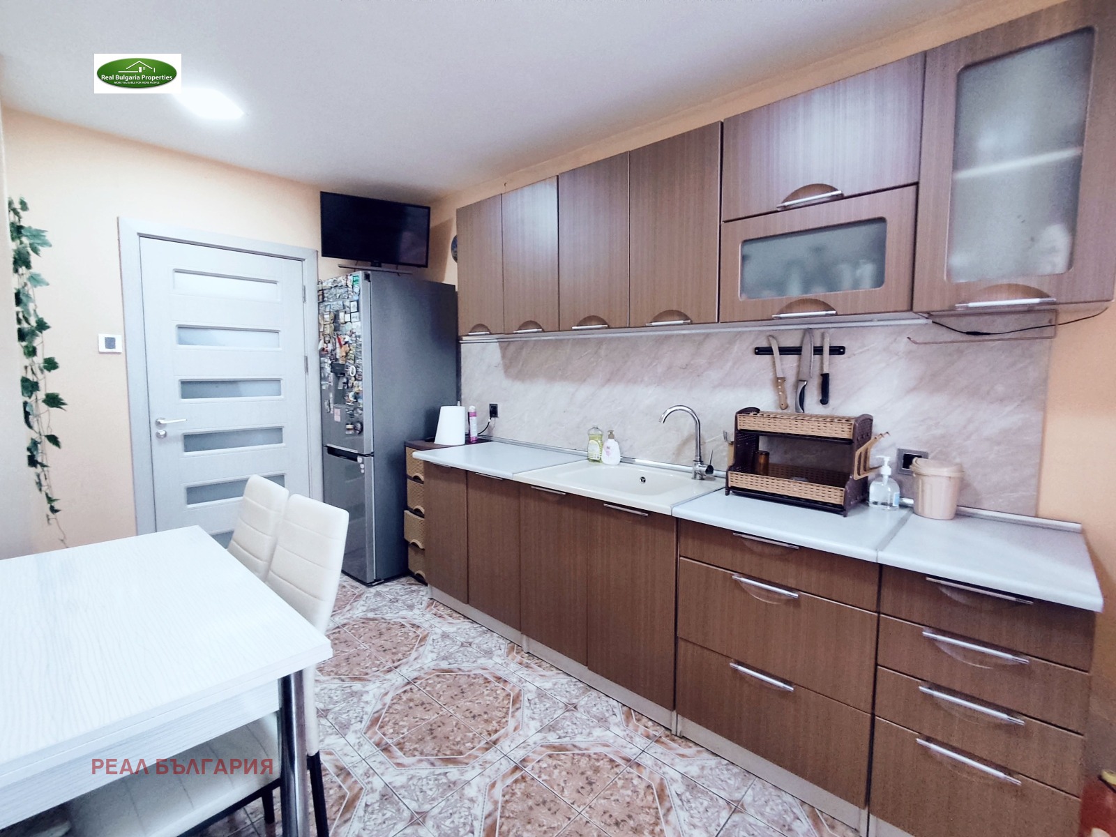 Продава 3-СТАЕН, гр. Русе, Родина 2, снимка 8 - Апартаменти - 54267710