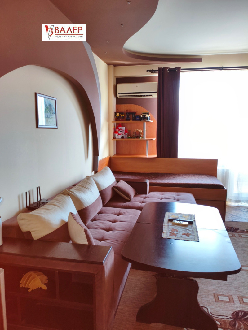 Продава 2-СТАЕН в град София, Западен парк - 70 кв.м / 178 000 € » 348 137.74 лв., ВАЛЕР