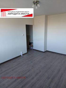 1 quarto Centar, Stara Zagora 4