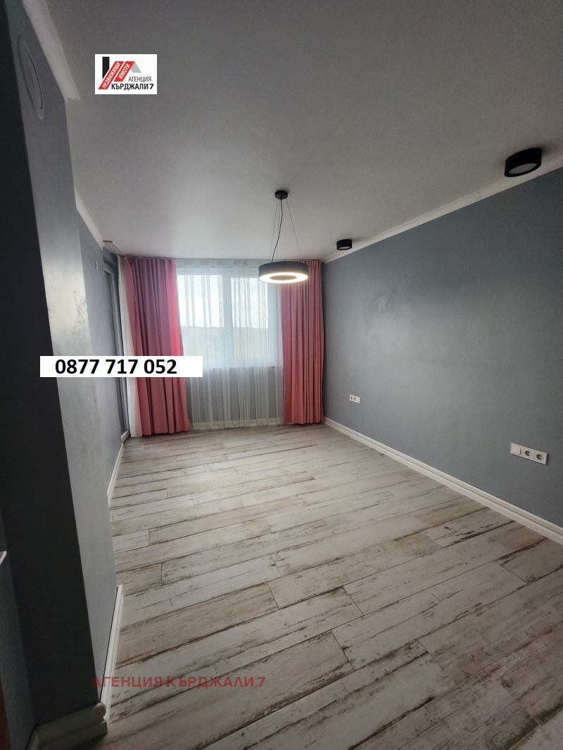 Na prodej  1 ložnice Kardžali , Vazroždenci , 67 m2 | 66329140 - obraz [6]