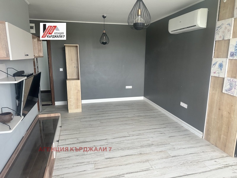 Na prodej  1 ložnice Kardžali , Vazroždenci , 67 m2 | 66329140 - obraz [16]