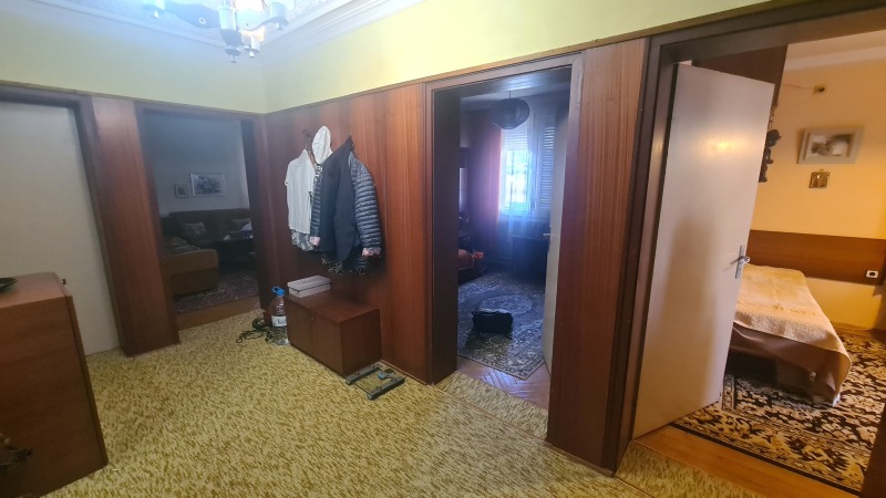 Продава  Етаж от къща град Разград , Варош , 94 кв.м | 58496226 - изображение [12]
