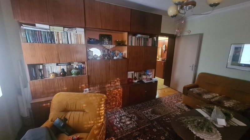 Продава  Етаж от къща град Разград , Варош , 94 кв.м | 58496226 - изображение [2]
