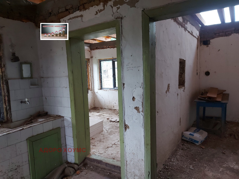 Продава КЪЩА, с. Горно Абланово, област Русе, снимка 4 - Къщи - 48938116