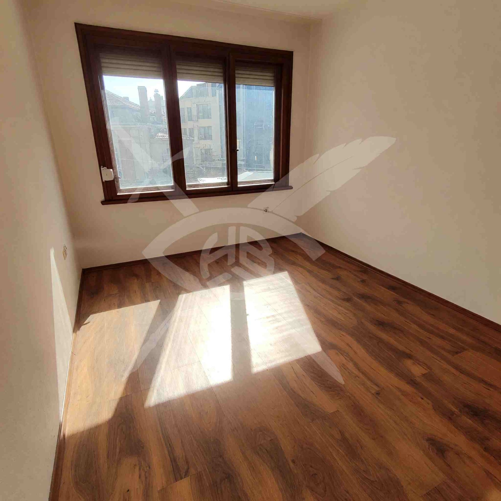 Продава 3-СТАЕН, гр. Бургас, Център, снимка 2 - Апартаменти - 54739889