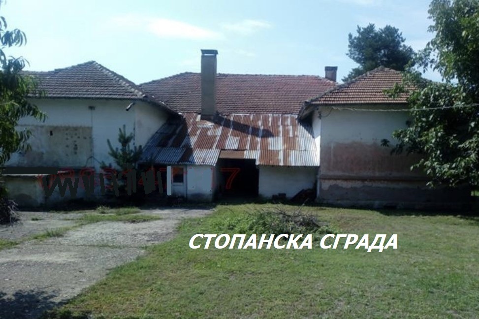 Продава БИЗНЕС ИМОТ, с. Крушовица, област Плевен