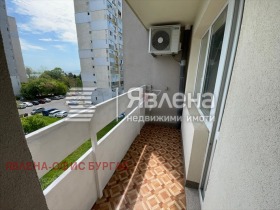2-стаен град Бургас, Изгрев 6