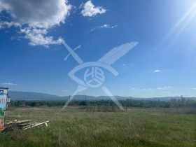 Grund Golyanovtsi, region Sofia 9