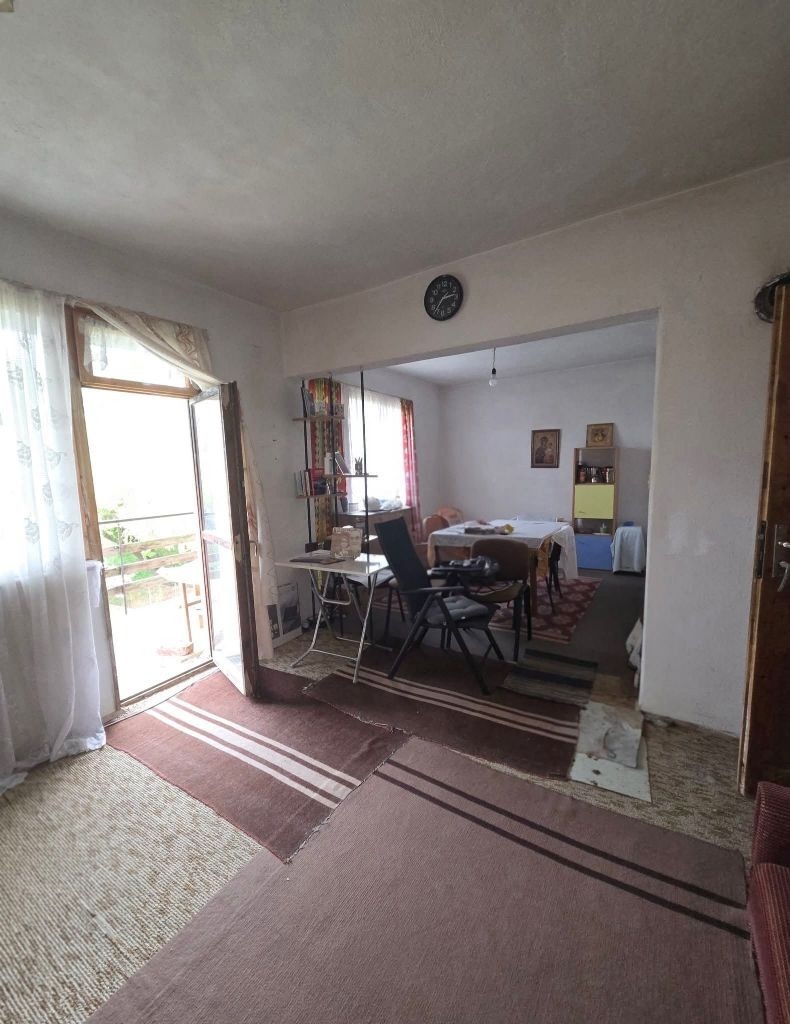 Продава КЪЩА, с. Горна Гращица, област Кюстендил, снимка 3 - Къщи - 54281860