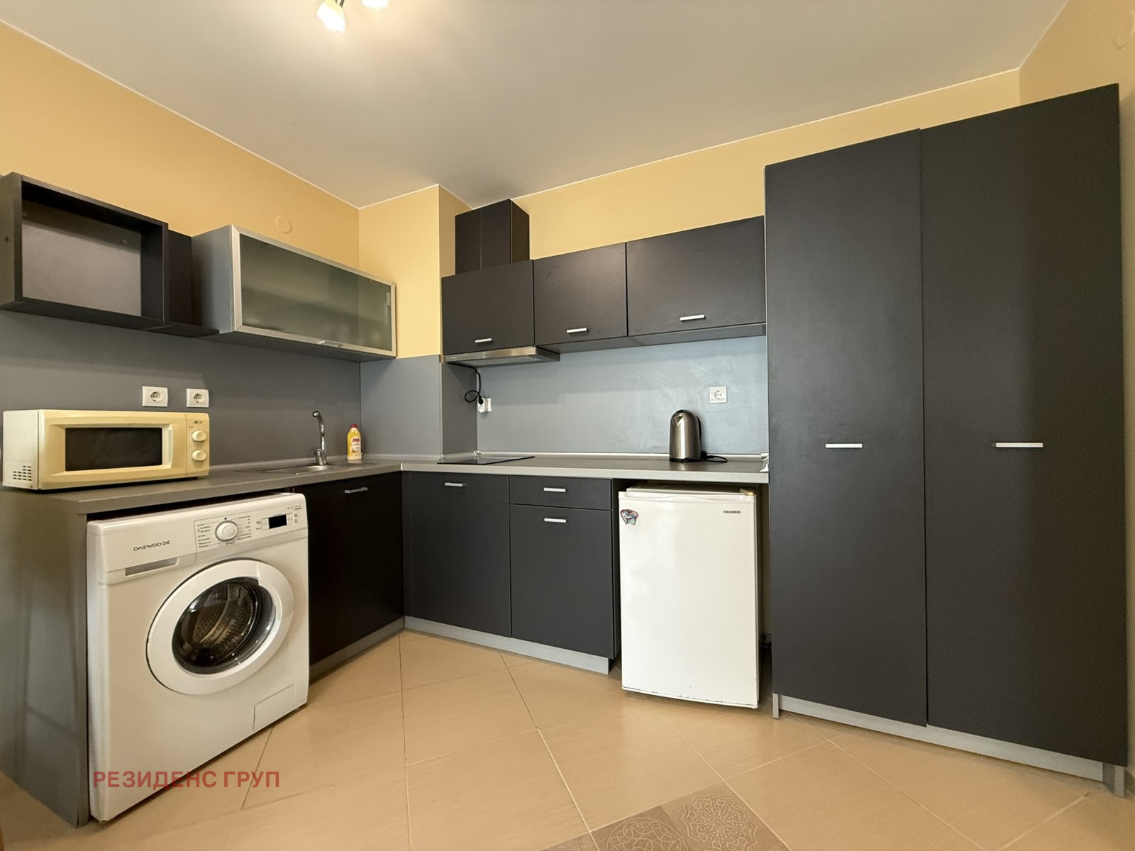 Продава 2-СТАЕН, гр. Поморие, област Бургас, снимка 5 - Апартаменти - 53604671