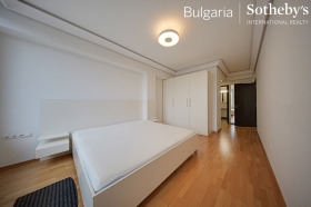 3+ camere da letto Tsentar, Sofia 7