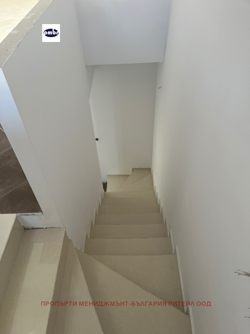 Til salgs  Hus Sofia , Manastirski livadi , 300 kvm | 81887250 - bilde [13]