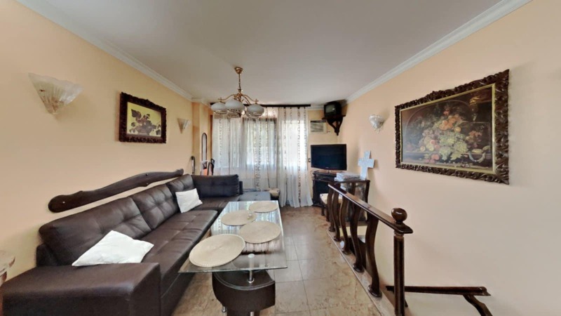Til salg  Maisonette Sofia , Mladost 3 , 136 kvm | 32408833