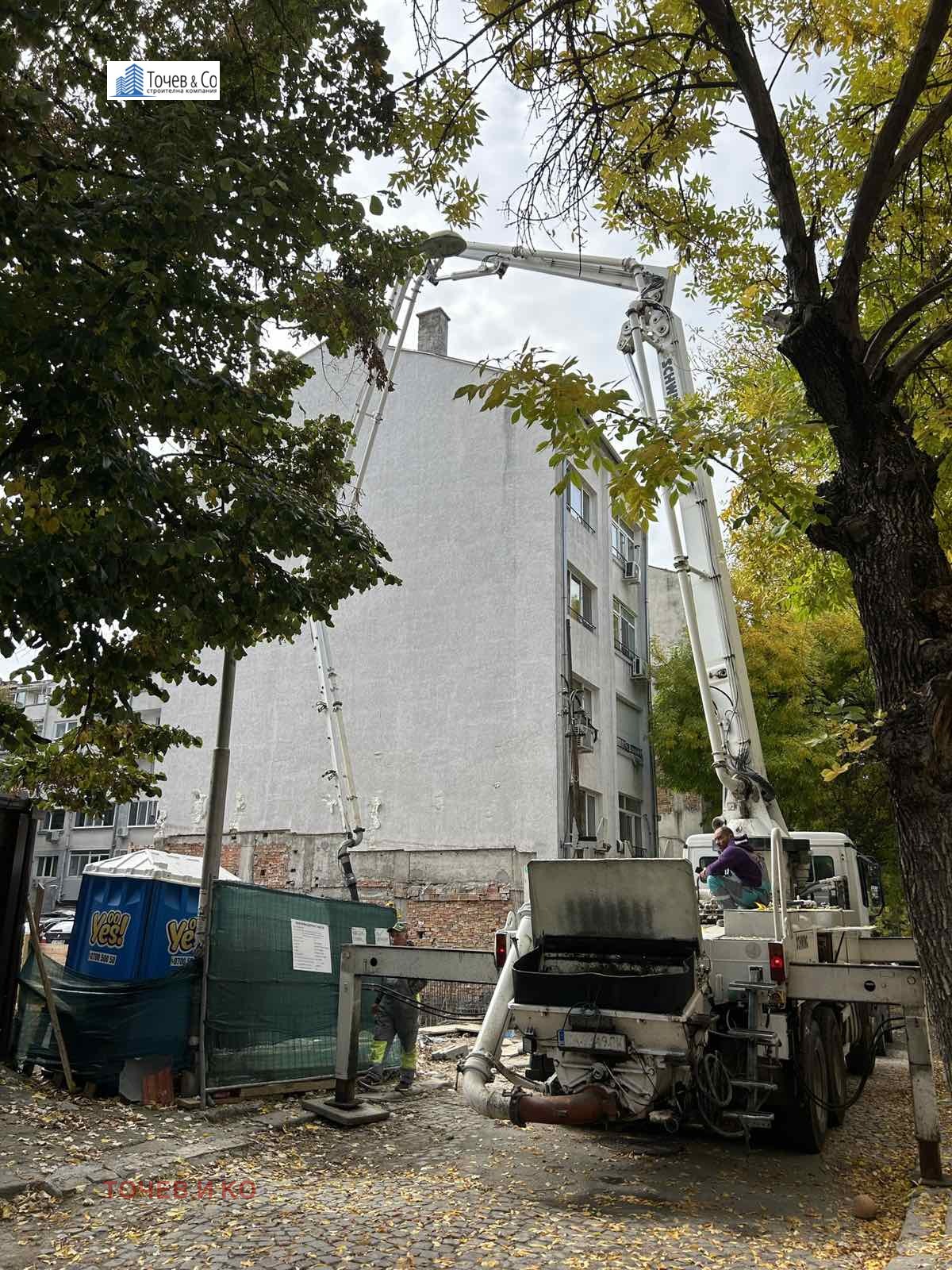 Продава 3-СТАЕН, гр. Бургас, Център, снимка 2 - Апартаменти - 48615303