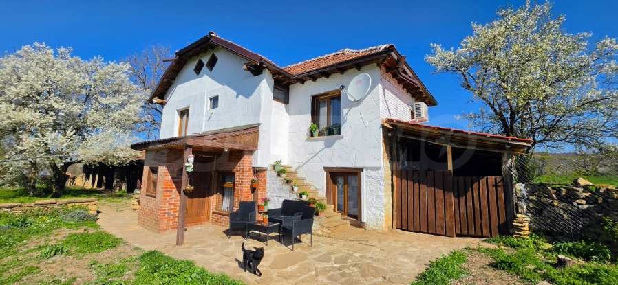 Продава КЪЩА, с. Градище, област Габрово