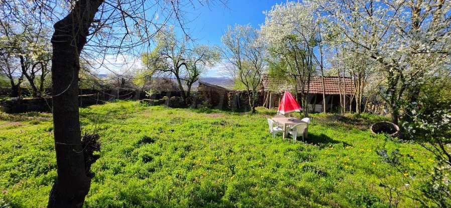 Продава КЪЩА, с. Градище, област Габрово, снимка 3 - Къщи - 54144641