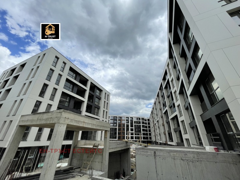 Na sprzedaż  2 sypialnie Sofia , Malinowa dolina , 136 mkw | 46554631