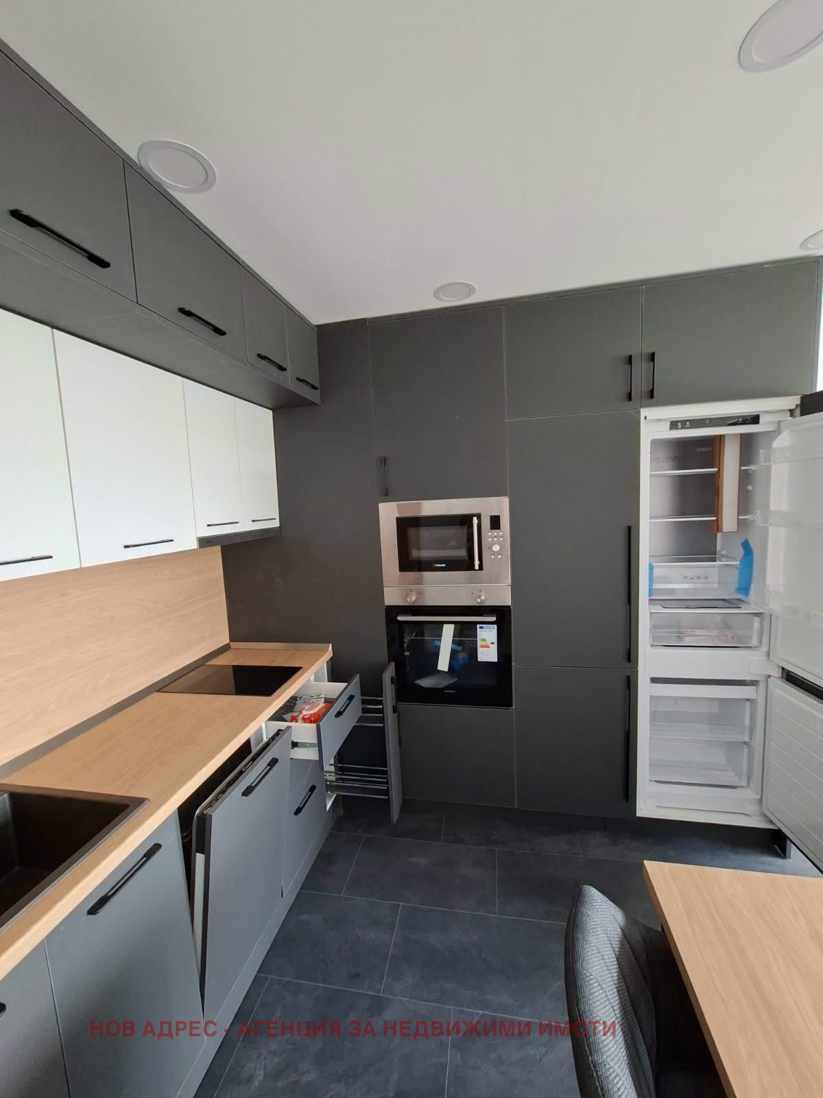 Продава 2-СТАЕН, гр. Търговище, Вароша, снимка 4 - Апартаменти - 56518423