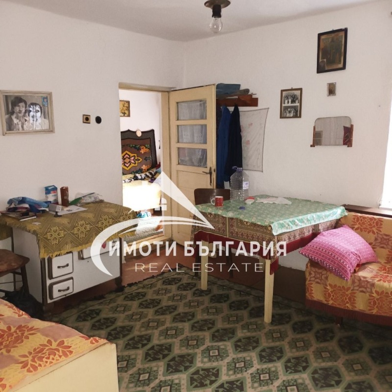 Продава КЪЩА, с. Крупен, област Добрич, снимка 6 - Къщи - 52614675