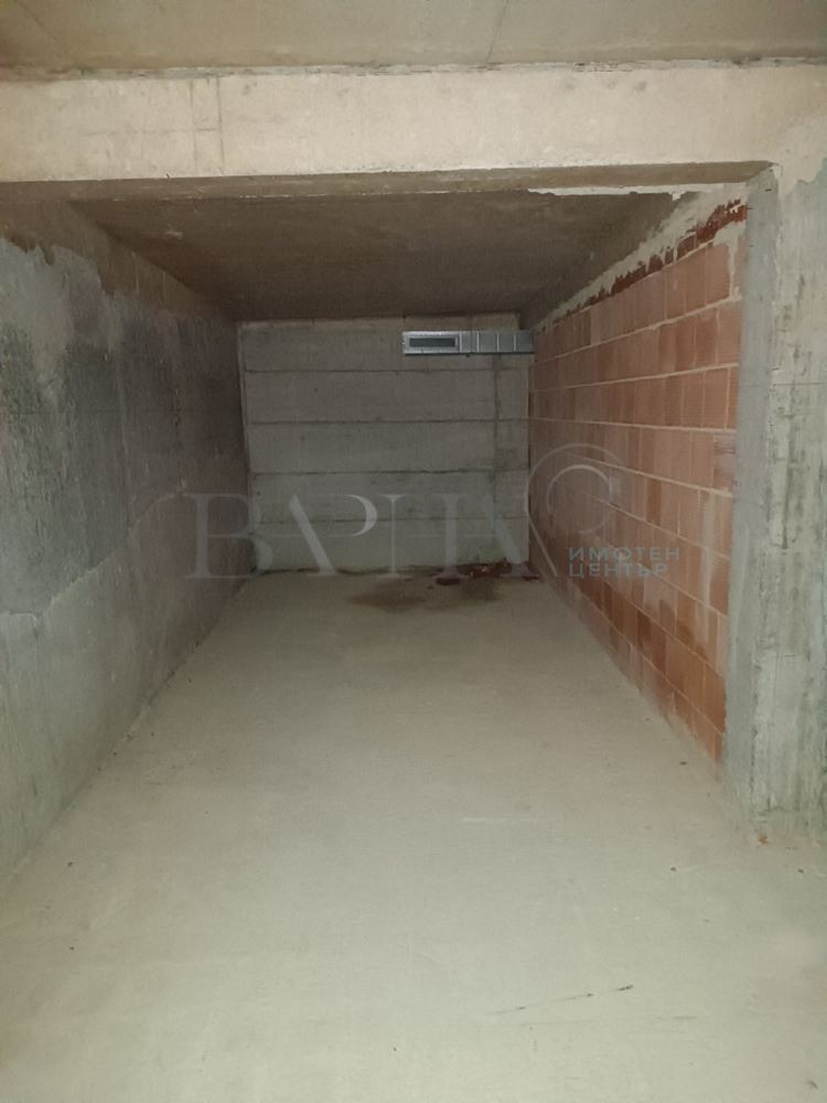 Продава ГАРАЖ, ПАРКОМЯСТО, гр. Варна, Трошево, снимка 2 - Гаражи и паркоместа - 55401081