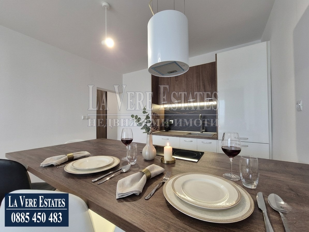 Продава 3-СТАЕН, гр. Русе, Възраждане