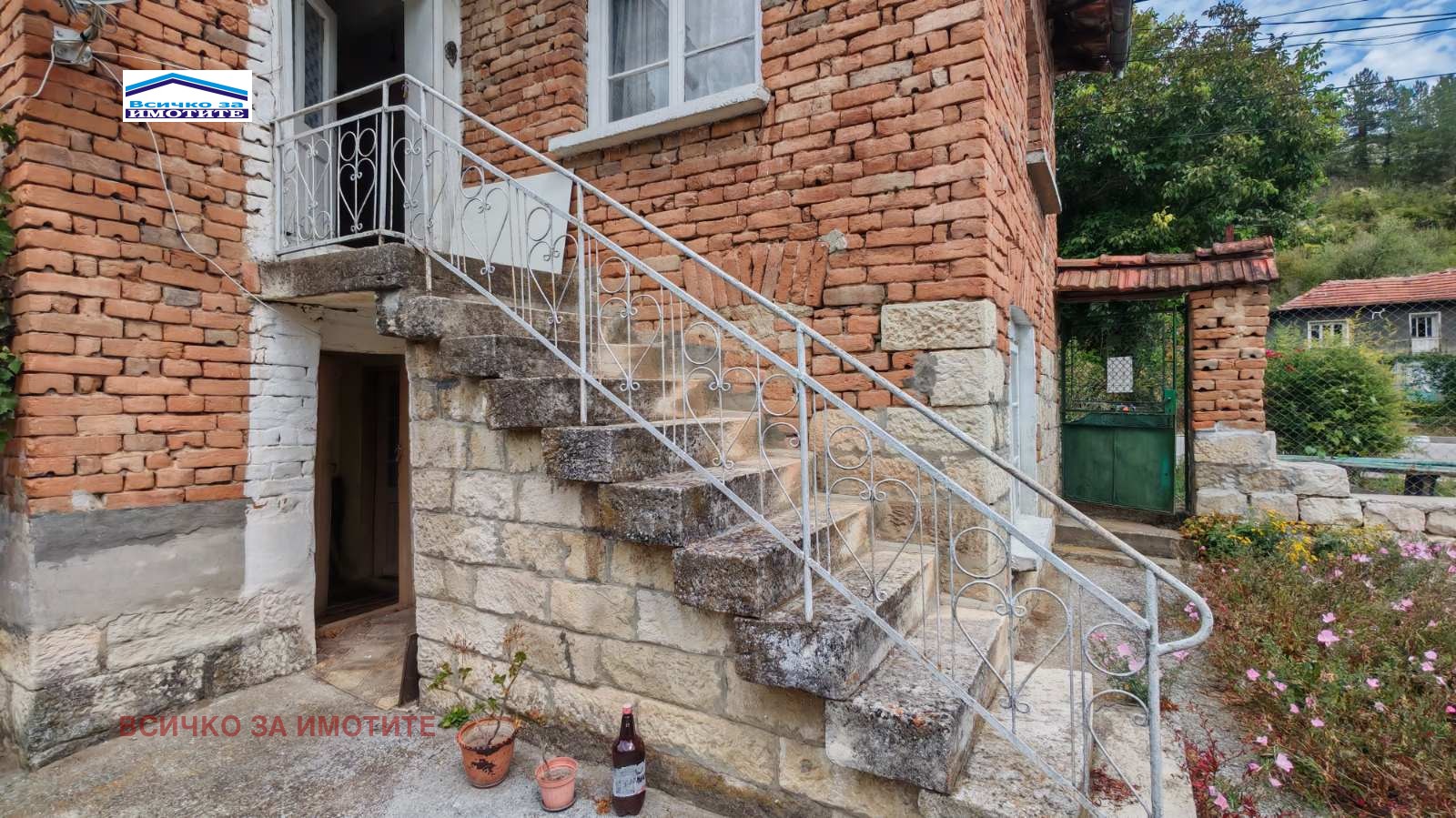 Продава КЪЩА, с. Бъзовец, област Русе, снимка 3 - Къщи - 56067353